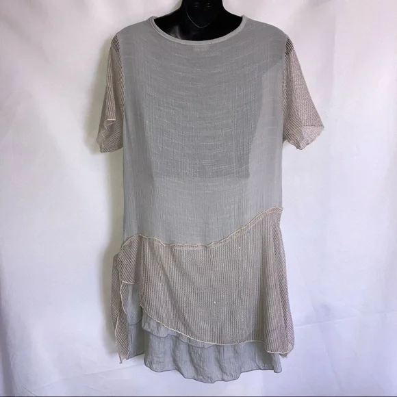 Firmianalily Tunic Blouse - Picture 3 of 7